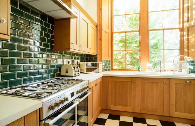 JOIVY 5 Bedroom Apt Near Meadows & George Square - Foto 65