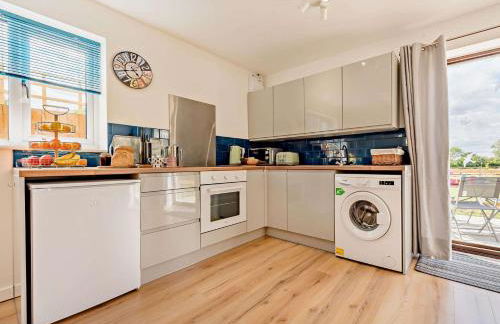 2 bed in Minety 89025 - Photo 10