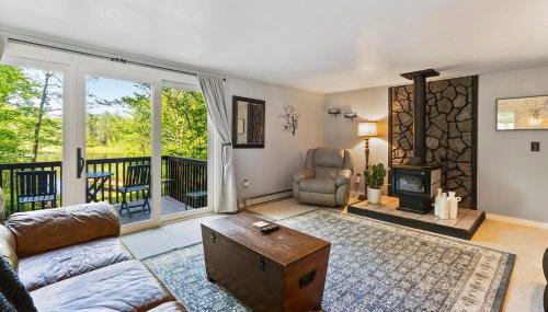 Little Longbow Lakefront Chalet - Foto 5