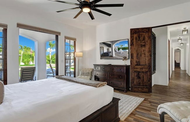 Movie Theater, Game Room, Pool, Hot Tub, & Views Villa Toscana by Avantstay - Foto 14