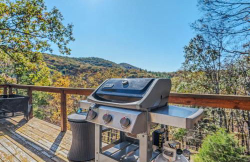 Camp Dancing Bears - Wifi, Riverfront, Pet Friendly, Fire Pit, Grill, Deck, Fishing, Games, Fireplace, King Bed - Photo 16
