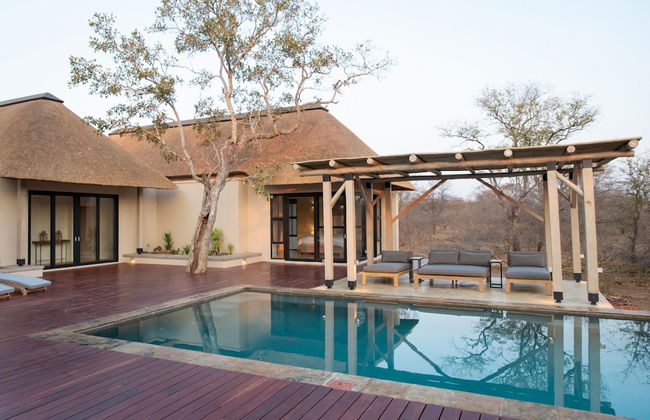 Villa Appelblaar Luxury 4 Bedroom Villa Home in the South African Bush - Photo 1