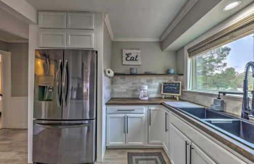 Mtn Escape with Deck and Views - Near Race Track! - Foto 13