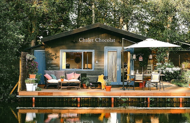 Beautiful Romantic Chalet in Geel - Foto 1