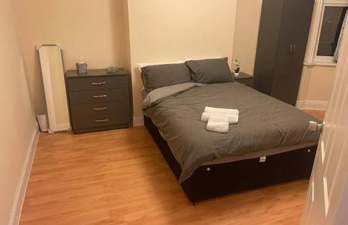 Hendon Home - Photo 19