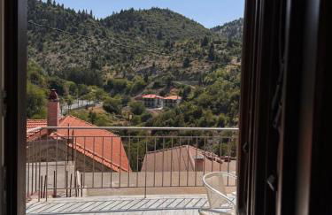 Tami House - Photo 12