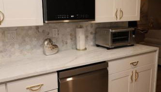 Ultra Luxe 2B Basement Apartment - Foto 2