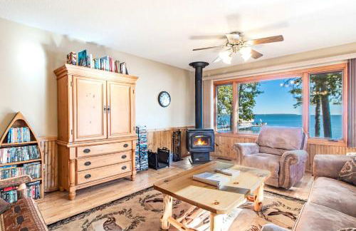 Dog Friendly Leech Lake Home w Perfect Beach Garage Boat Lift - Foto 4