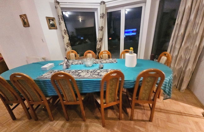 Villasleeps23-gaden-parking-partiesok-lake - Photo 12