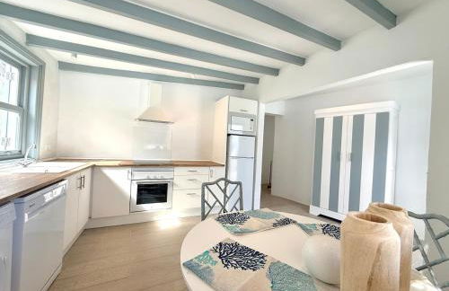 Casa Riva, Villa with Pool overlooking the Sea - Foto 9