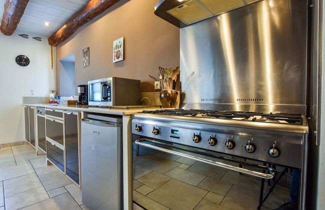 Holiday Home in Saint-beauzire With Garden and Private Terrace - Foto 15