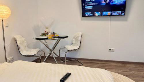 Zentrumsnahe Wohnung - Tram, Amazon Prime und Self Check in - Foto 3