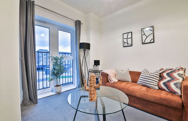 2 Bed Flat with Parking Near Waterfront - Foto 36