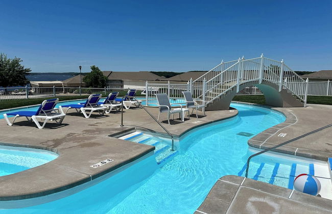 Panoramic Sunset Escape Waterfront Condo for 7! - Photo 20