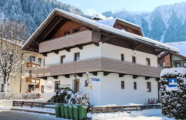 2 bedroom Apartment in Mayrhofen - Photo 2