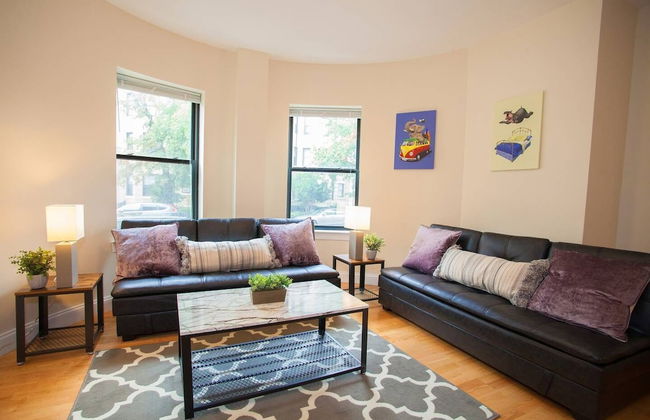 NEW 4 Bed 2 Full Bath Condo Near Back Bay - Photo 17