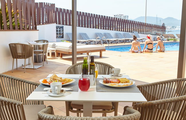 Sol Bahia Ibiza Suites - Foto 18