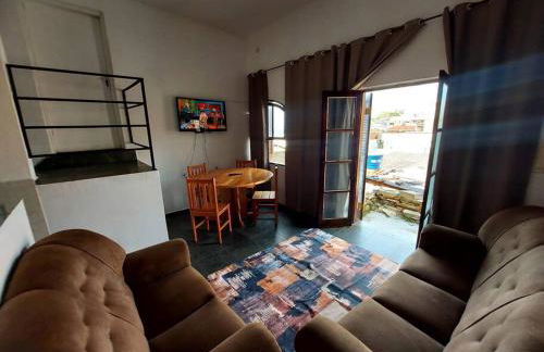 Casa inteira no centro de São Thomé das letras - Foto 9