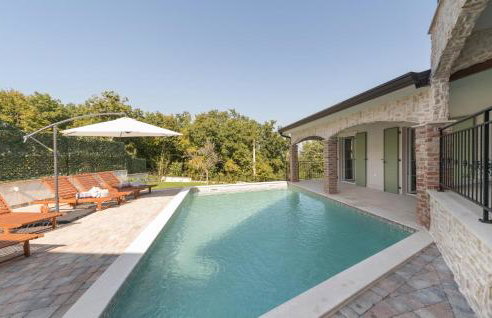 Awesome Home In Crklada With Wifi - Photo 9