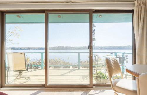 Hudson Riverfront Home - Foto 17