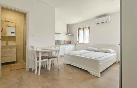 Dani Studio 3 - Photo 1