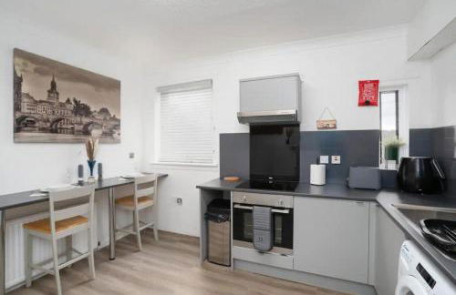 2-Bed Flat Wishaw Free Parking Family-Friendly - Foto 43