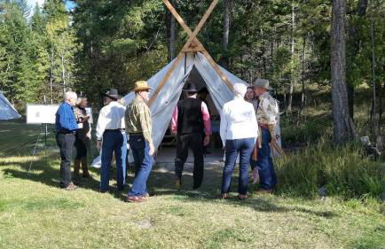Authentic Tipis with Stunning Mountain Views near Whitefish, Montana - Foto 4