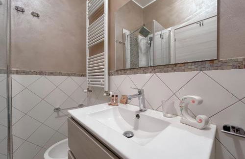 Perfect Spot with WiFi & AC by Host Hero - Foto 25