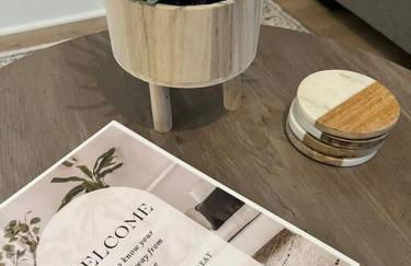 Cedar Street Retreat - Heart of Aksarben! - Foto 4