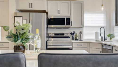 Modern 6BR Home in Briargate - Pet Friendly - Foto 5