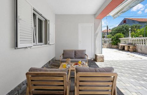 Beautiful Apartment In Sibenik - Foto 2