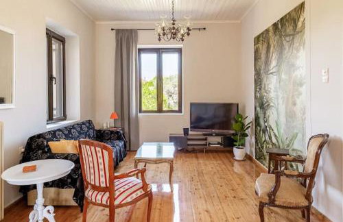 Mansion of 120 m2, with high ceilings and big yard - Foto 20