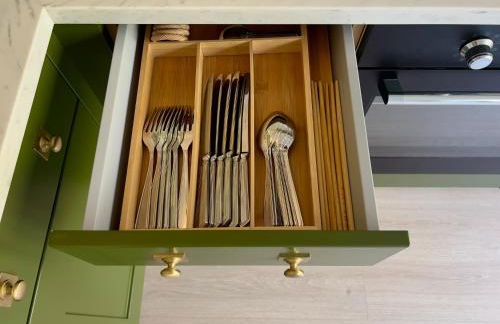 Spring Stays Cosy 2-Bed Residence with Free Parking - Foto 14