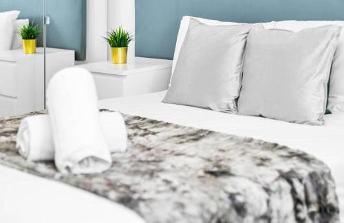 Stylish 4 Bedroom Townhouse - Edgbaston - Near Birmingham City Centre - Sleeps 8 - Parking - 578P - Foto 49