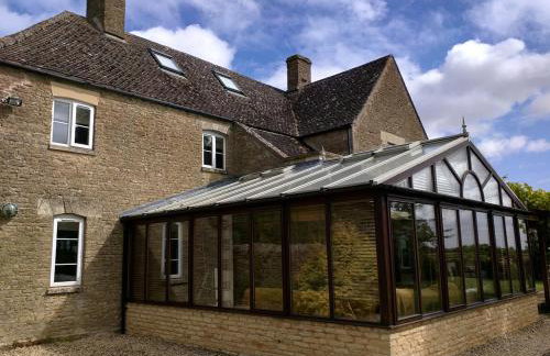 Beautiful Cotswold Farmhouse set in 50 acres - Foto 31