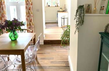 The Yellow cottage on the hill. - Foto 3