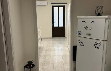 Davelis House - Photo 2