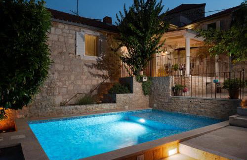 Heritage house Dvor - Photo 8