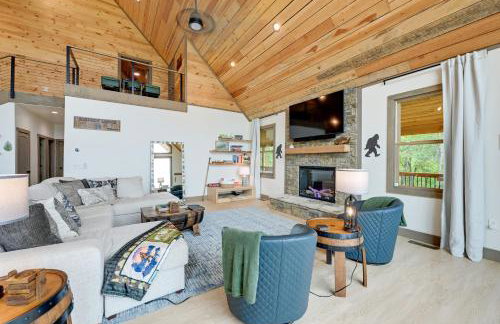 Nantahala Forest Cabin with Fire Pits and Hot Tub! - Foto 6