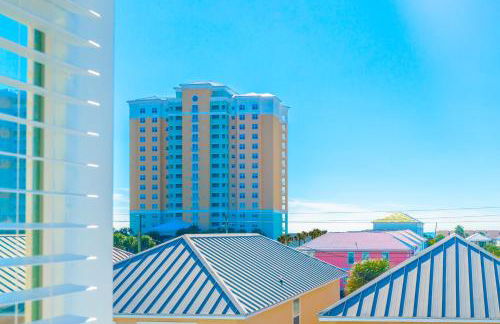 Beach Getaway for 15 A Few Steps from the Sand - Foto 12