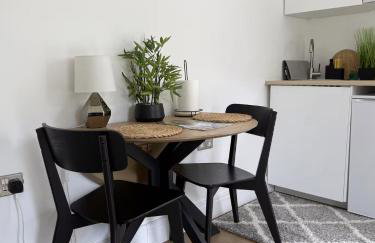 Comfy studio in Gatwick - Foto 4