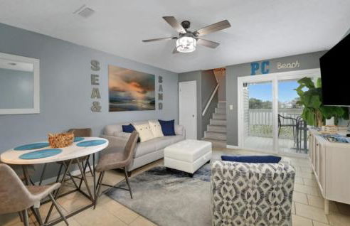 Susie Q's Beach Retreat by Sand Seeker Vacations - Photo 1