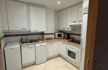 AT home Avenida del Ejercito - Foto 16