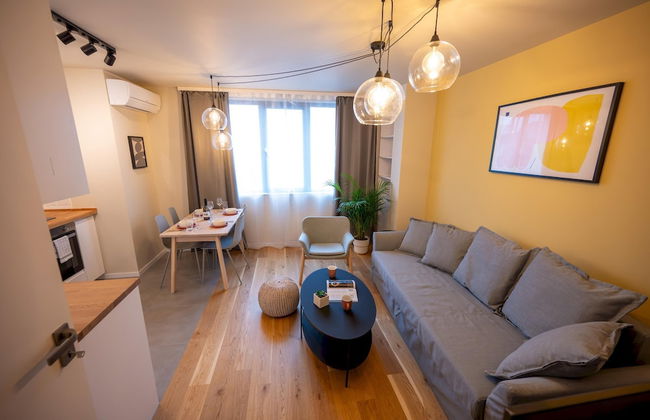 Design 1bdr Apartment Near City Center - Foto 1