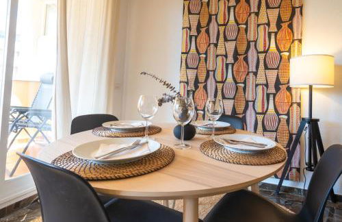 2 bedrooms with pool, terrace and balcony - Photo 6