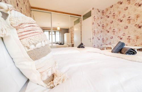 Spacious 1 bed flat-FREE Parking - Foto 29