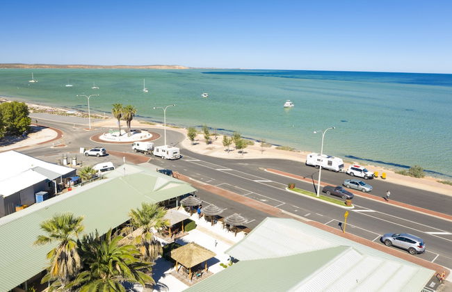 Shark Bay Seafront Apartments - Photo 57