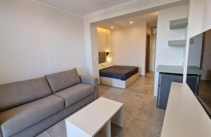 Corfelia Seaview Suites - Photo 3