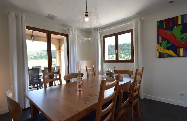 Villa With Heated Pool, Jacuzzi, Sports Field and Stunning Views - Photo 61