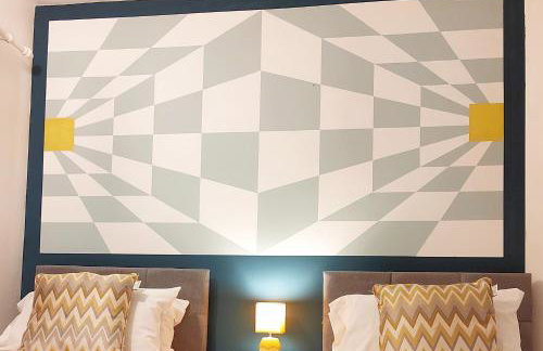 Epicsa - Corporate & Family Stay in 3 Bedroom House with Garden, FREE parking - Foto 12